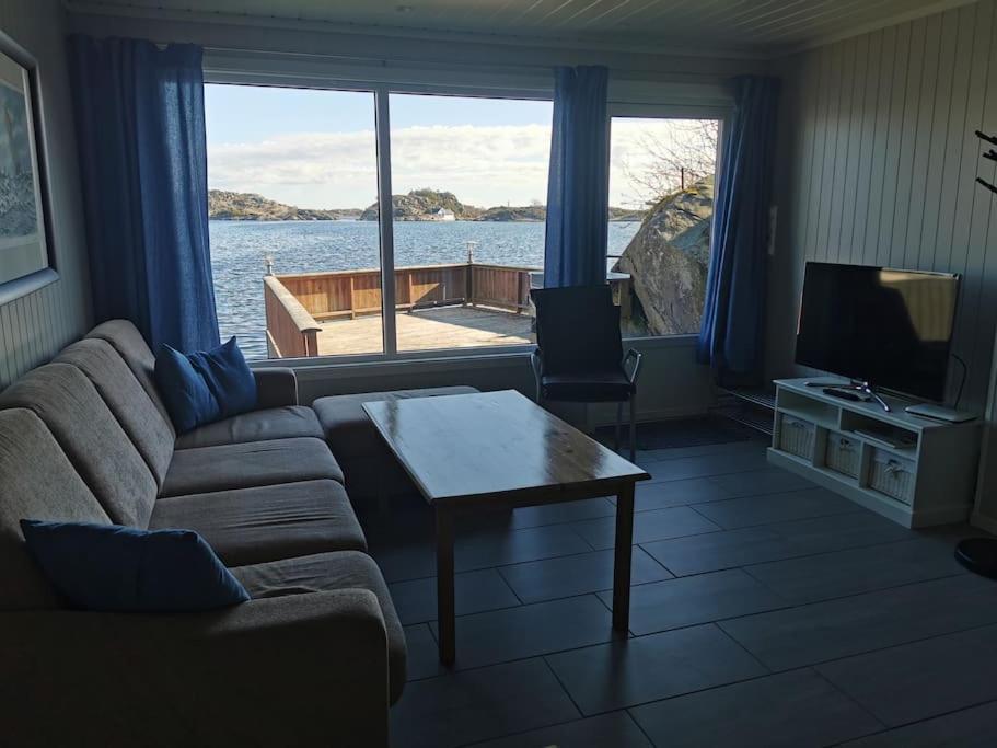 Ferie Pa Bryggekanten I Kristiansand, Flekkeroy Exterior foto